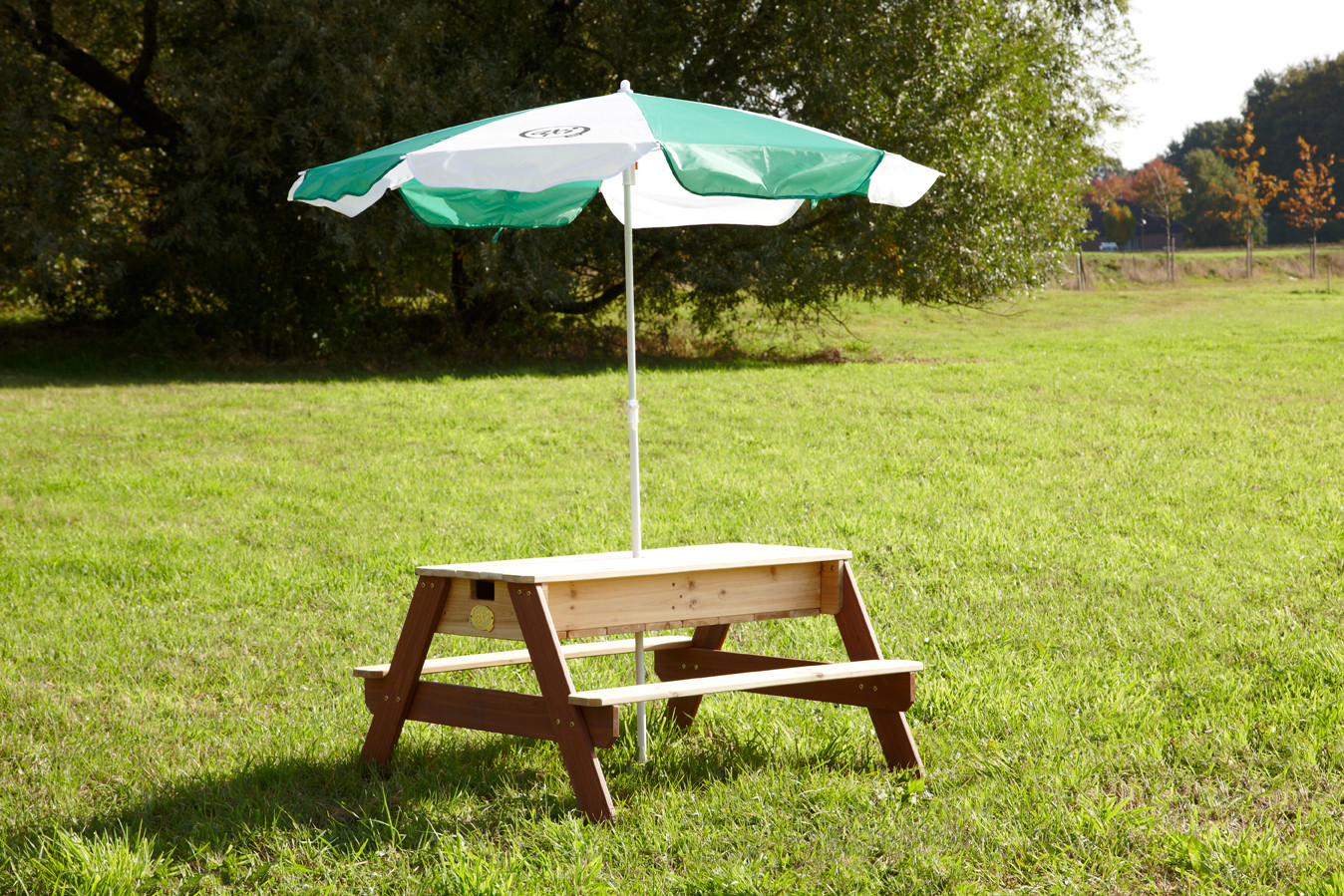 AXI Nick Zandtafel en Watertafel Picknicktafel  met Parasol