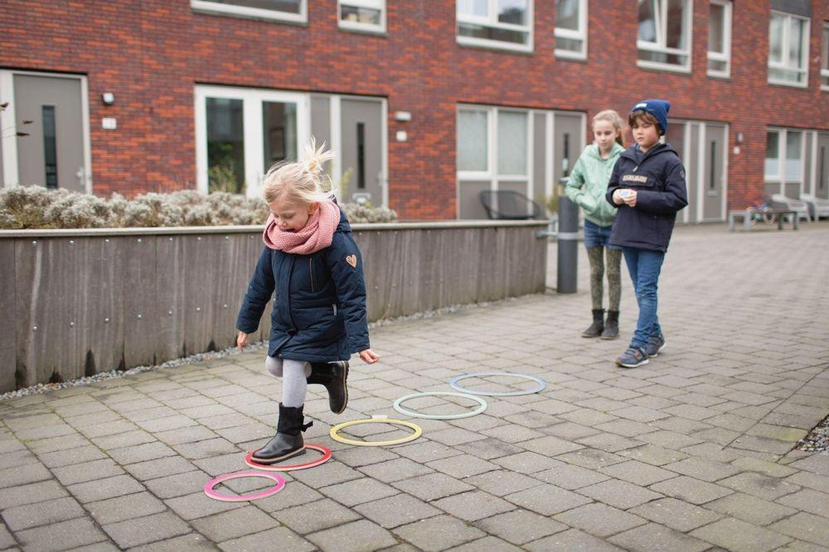 BS Toys 5 Hoepelspellen - Hout - Hoepel -Kinderspel - Hinkelen - Gooien - Rollen