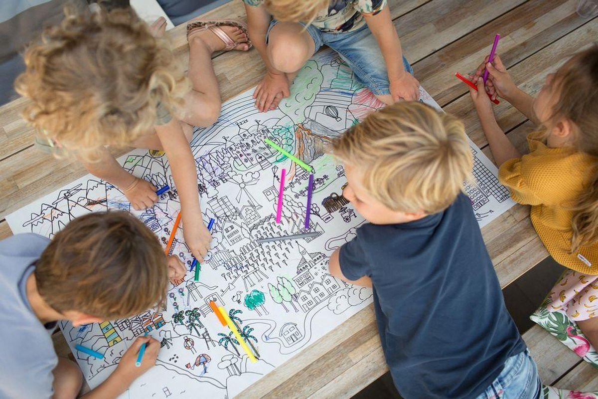 BS Toys Mega Grote Wasbare Kleurplaat met Stiften 100 cm x 60 cm