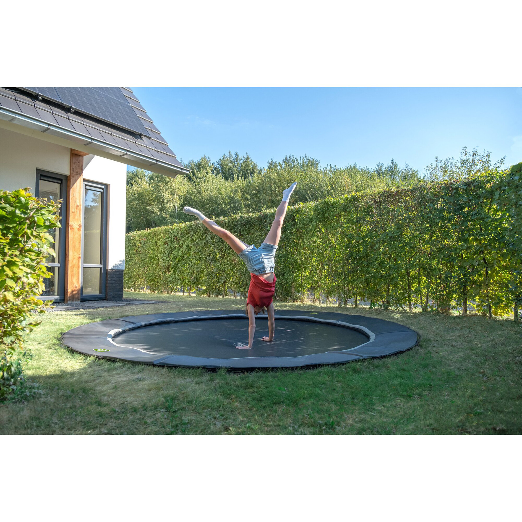 EXIT Trampoline Dynamic - Groundlevel - 366 cm - Zwart