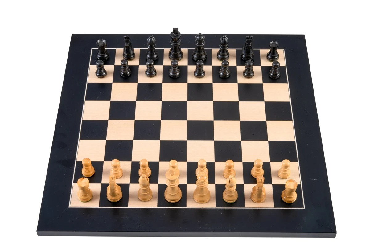 Schaakset Zwart Esdoornhout - Ingelegd -  50 x 50 cm - Inclusief Schaakstukken - No. 4 - in Houten Kist