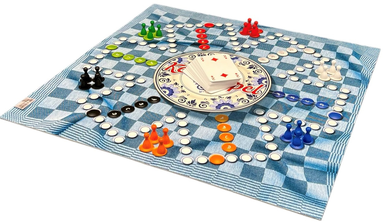 Keezenspel Bordspel - Keezen - 2 tot 6 Personen - Dubbelzijdig Speelbord