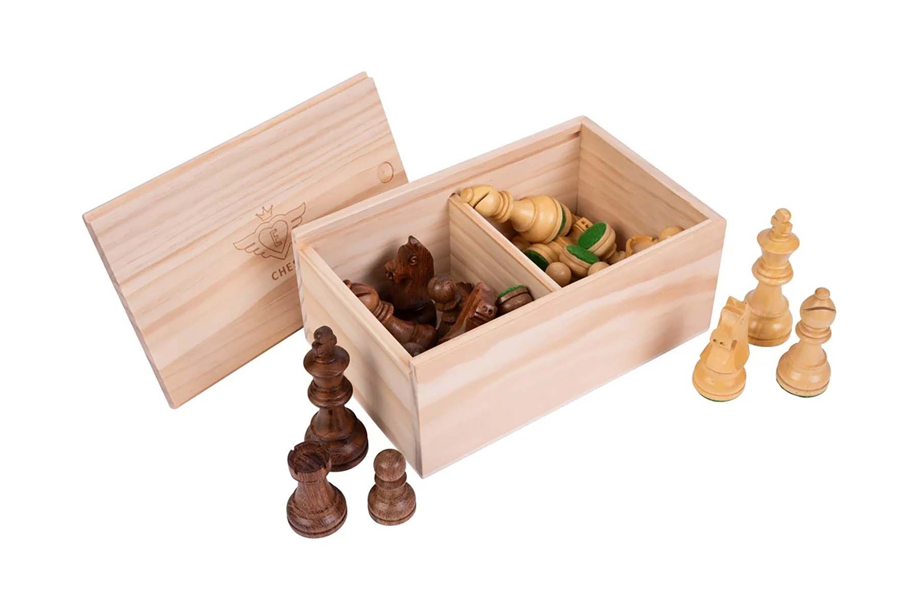 Schaakstukken No. 4 - Antiek - Lood - Hout