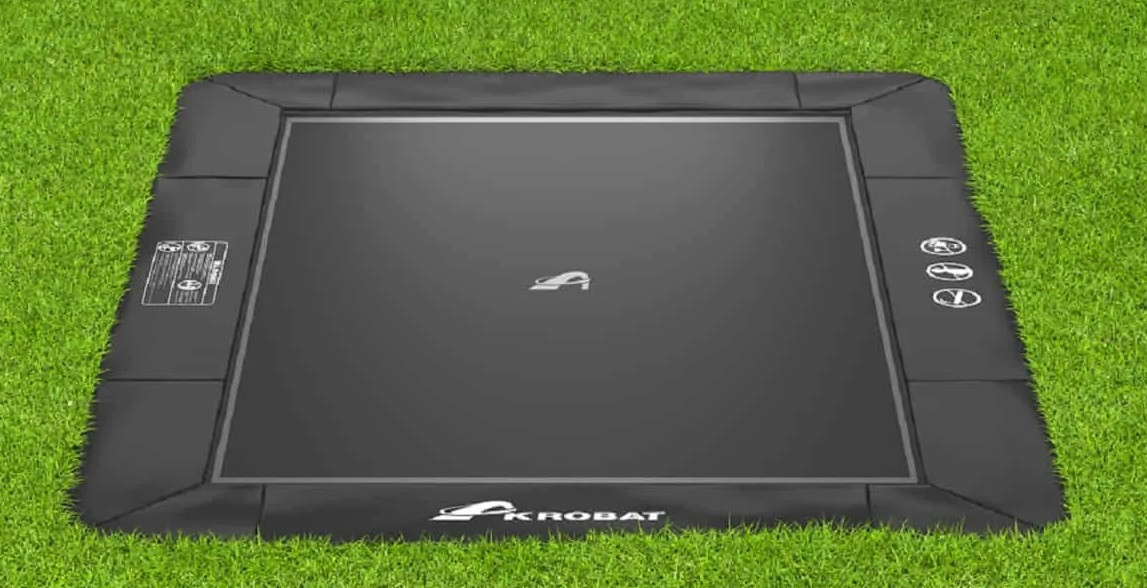 Akrobat Trampoline Primus - Flat To The Ground - 335 x 244 cm - Zwarte rand / Zwarte mat - Limited Edition