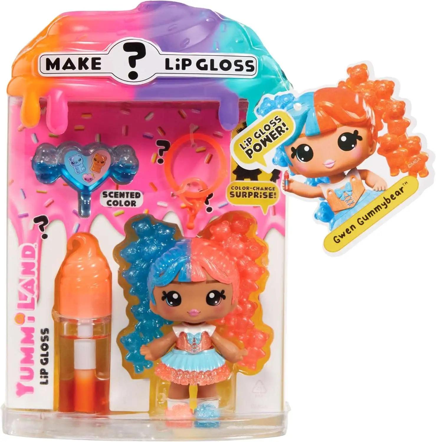 Yummiland Lip Gloss Doll: Mystery Color Change - Gwen Gummybear - Inclusief 1 pop, DIY Lip Gloss + Afneembare Sleutelhanger, Cosmetisch Spel, Verzamelbaar