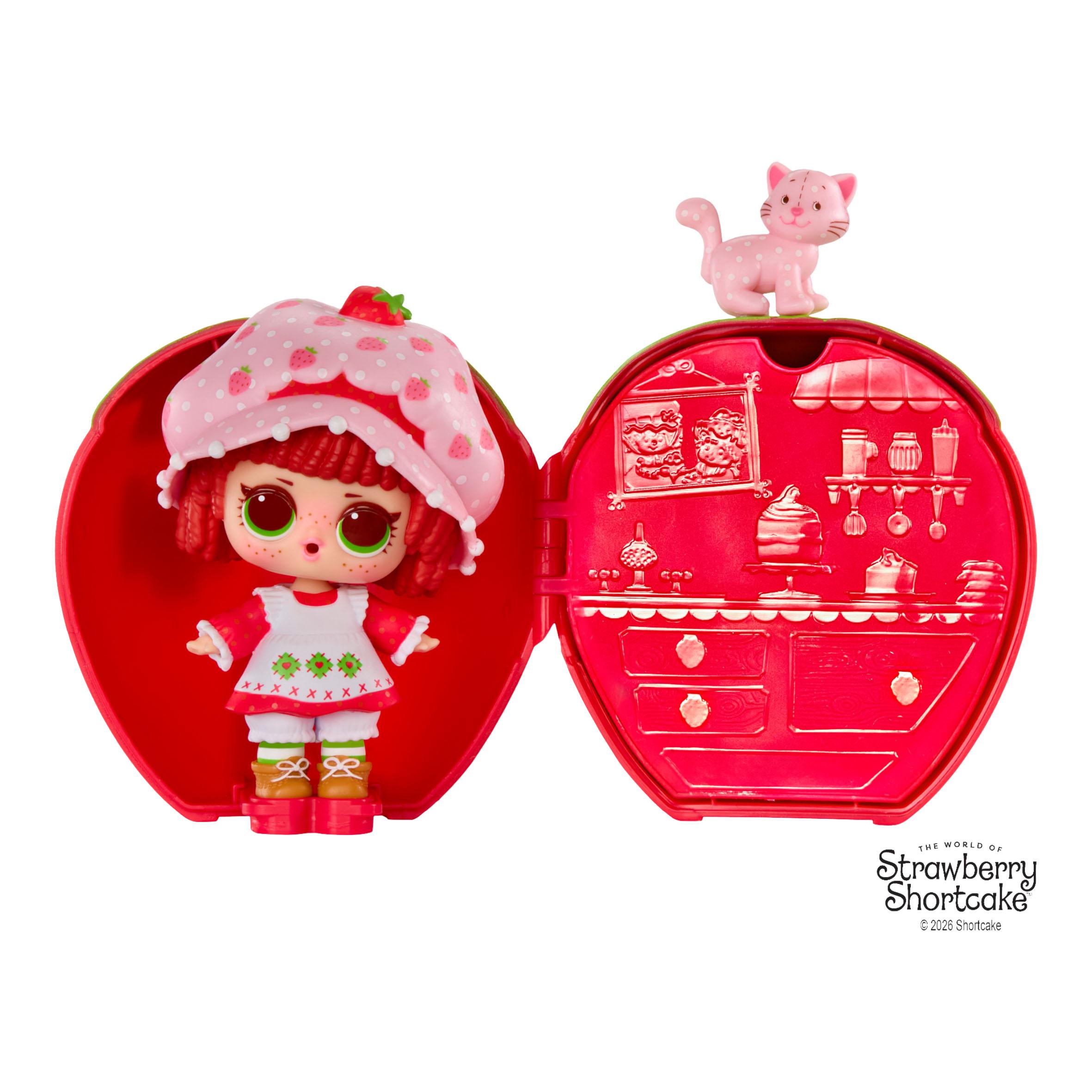 L.O.L Surprise Loves Strawberry Shortcake Tots
