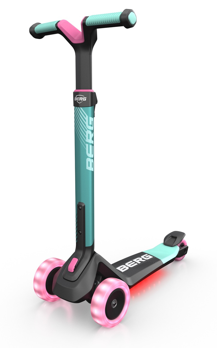 BERG Nexo Kinderstep met LED Deck en LED Wielen - Opvouwbaar - Roze / Mint 
